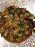 Oseng kikil tahu pedas manis