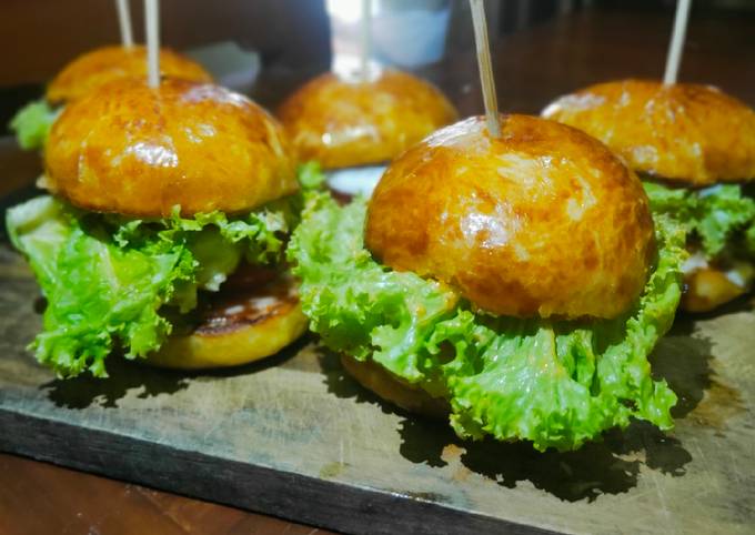 Resep Burger Rumahan (Homemade) Oleh Najla Tiara - Cookpad