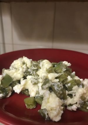 Una foto de Nopales con huevos saludables (1 persona)