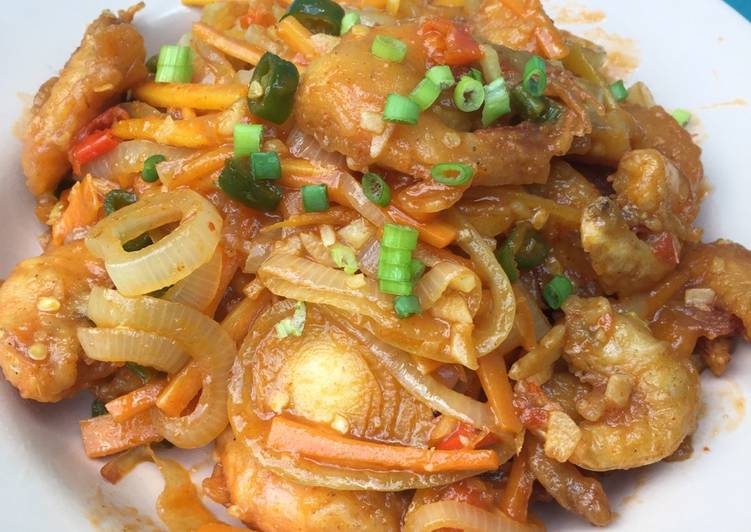 Cara Gampang Membuat Udang tepung saus Asam manis pedas #Bikinramadhanberkesan, Bikin Ngiler