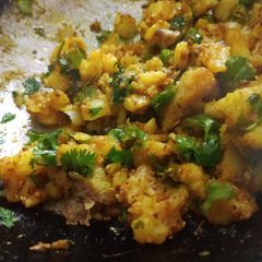 A picture of Dry potato ki sabji.