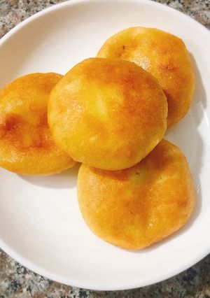 Hình của món Bánh rán khoai lang nhân chuối.