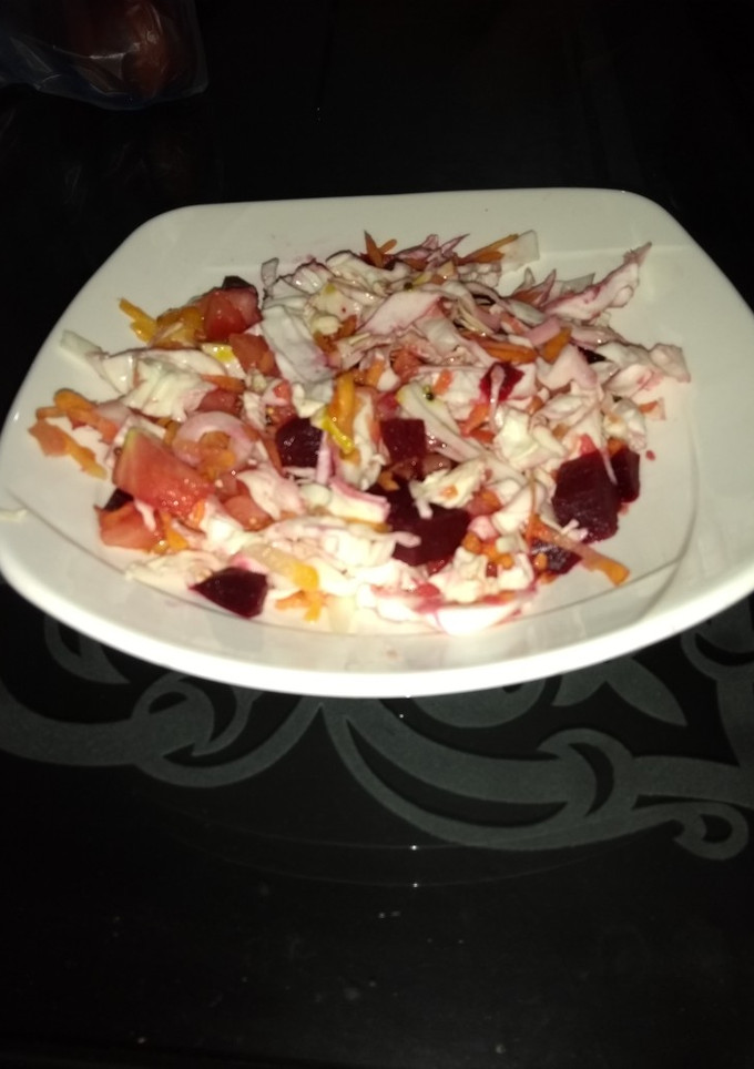 Una foto de Ensalada de remolacha y zanahoria