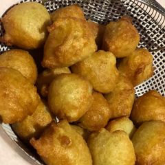 A picture of Puff-puff.