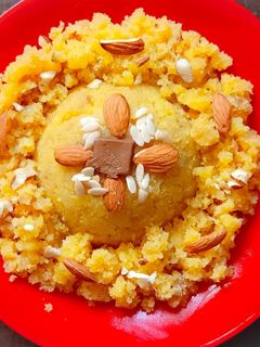 चॉकलेट मँगो शिरा (chocolate mango shira recipe in marathi) रेसिपी चे मुख्य फोटो