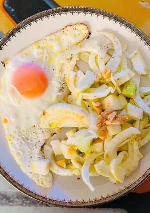 A picture of Fennel, Pear, and Walnut Salad.