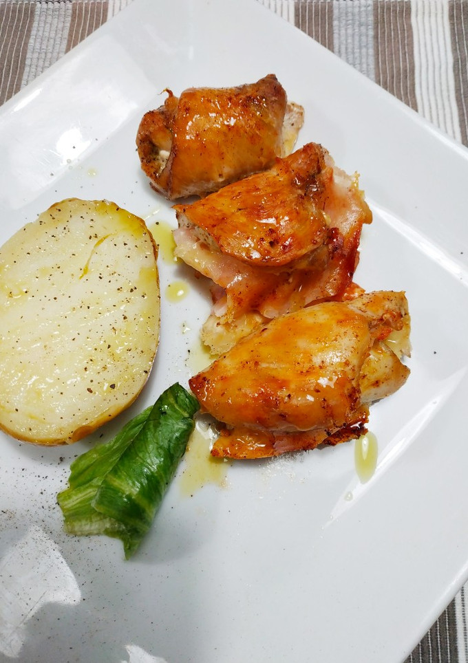 Una foto de Rollitos de pechuga de pollo con papas