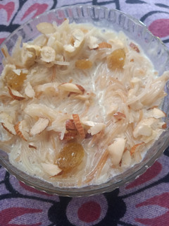 सेवइयां खीर (Seviyan kheer recipe in Hindi) रेसिपी मुख्य फोटो