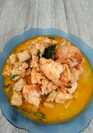 Foto resep Udang, Tahu Bumbu Santan Kemangi Kocok Telur