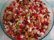 Una foto de salpicón de surimi
