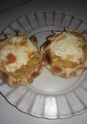 Una foto de Canastitas de choclo cebolla y queso(light)