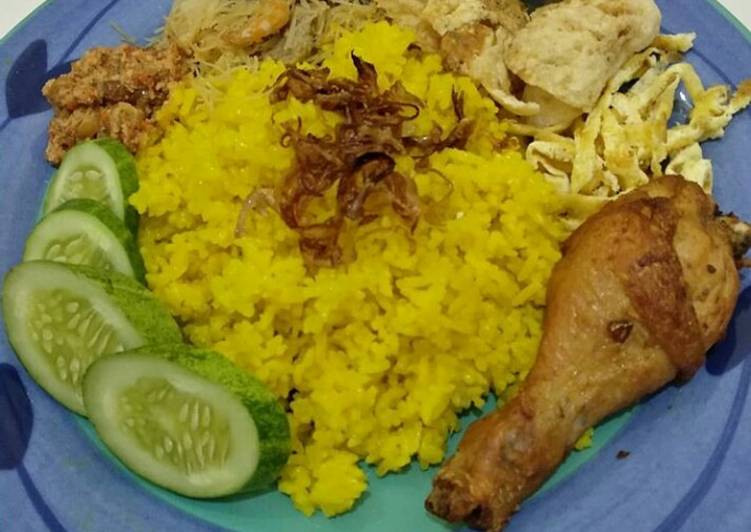 Resep Nasi Kuning Gurih dan Wangi