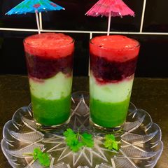 A picture of Rainbow smoothie.