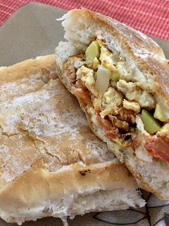 Una foto de Torta de huevo a la mexicana