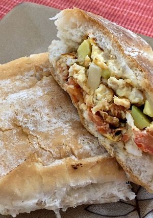 Una foto de Torta de huevo a la mexicana