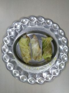 கோஸ் சுருள்கள்(Cabbage Rolls recipe in Tamil) செய்முறை முக்கிய புகைப்படம்