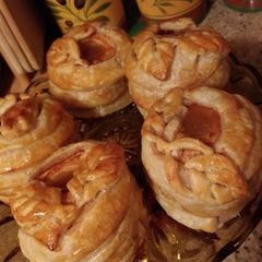 A picture of Wrapped Apples.