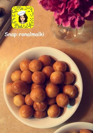 صورة لوصفة لقيمات محشيه بالجبن ✨