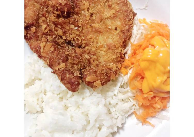 Langkah Mudah untuk Menyiapkan Chicken Katsu &amp; Salad ala Hokben, Bikin Ngiler