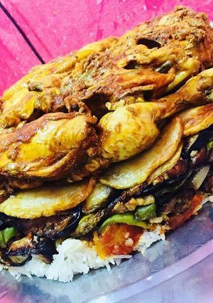 صورة لوصفة مقلوبة دجاج