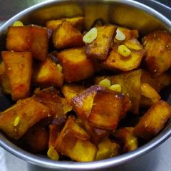 A picture of Masala fry sweet potatoes.