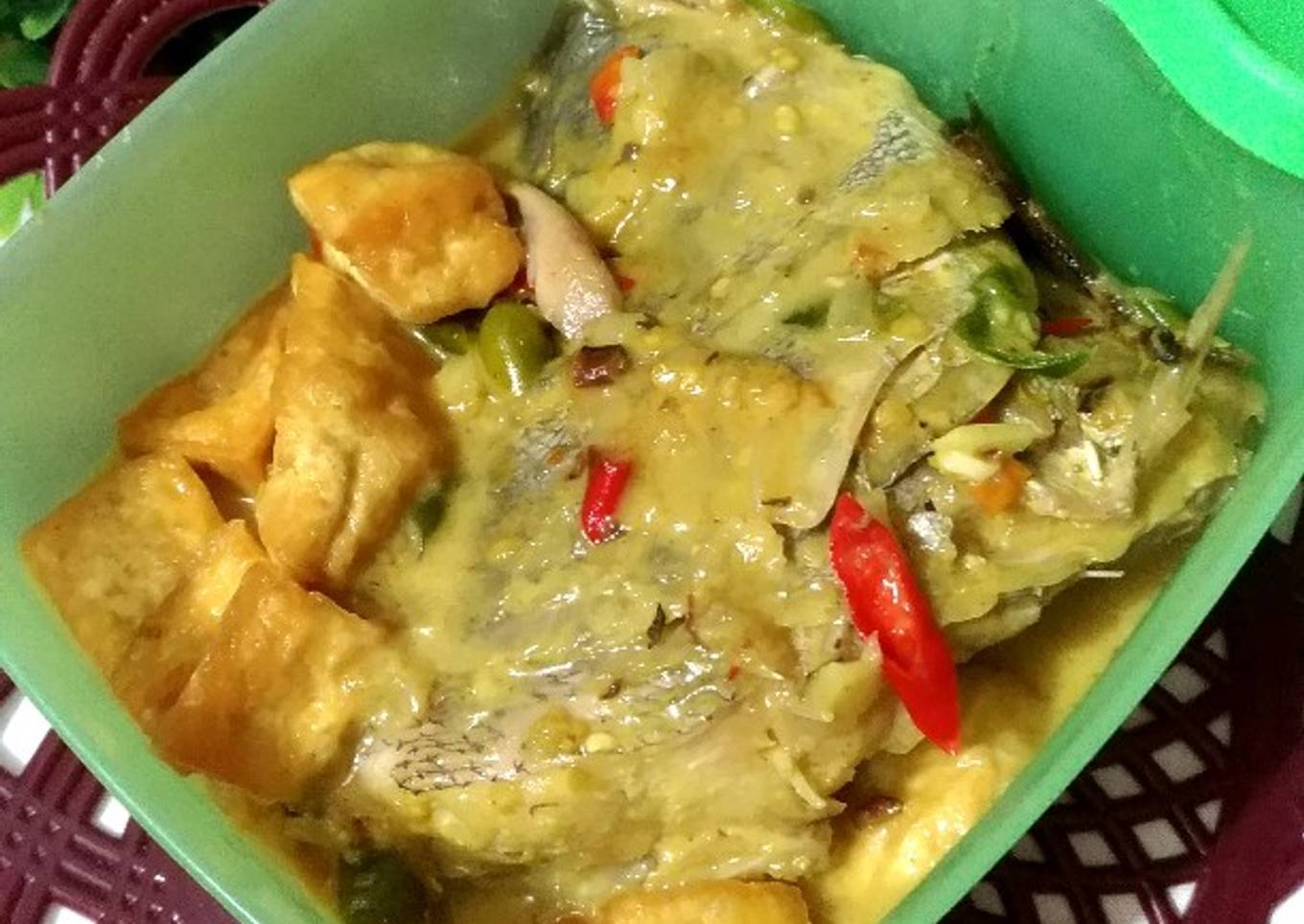 266. Kepala Ikan Tumis Santan Pedas