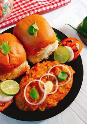 পাও ভাজি (pav bhaji recipe in Bengali) রেসিপির প্রধান ছবি
