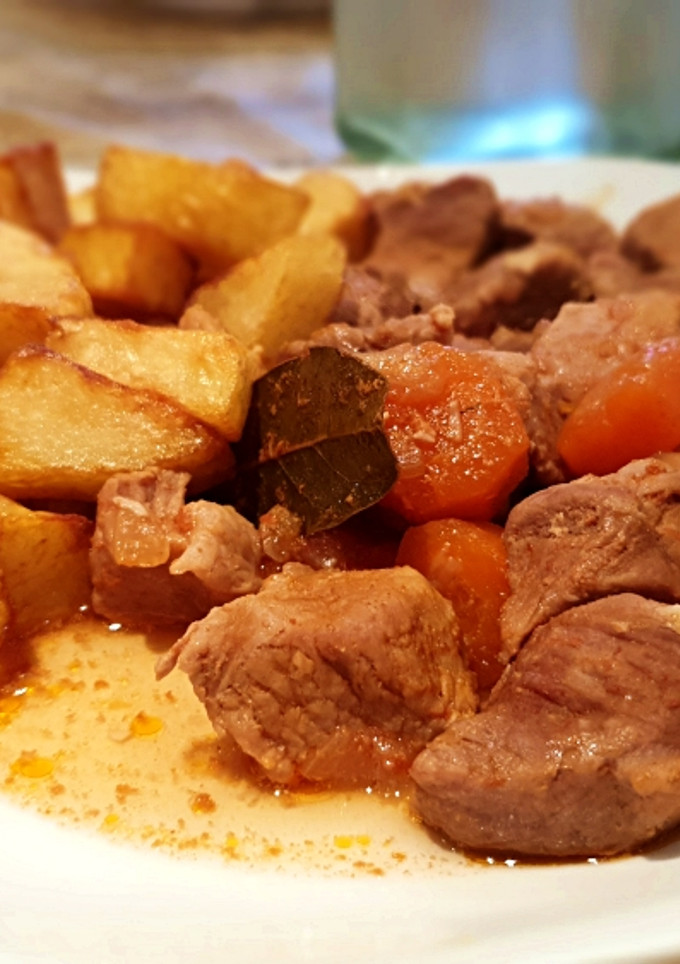 Una foto de Estofado de Cerdo en olla lenta Crockpot