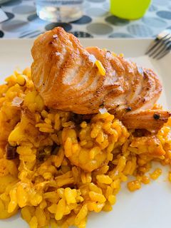 Una foto de Arroz sabores del mar🌊🌊