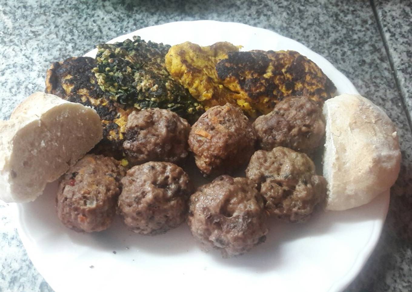 Albóndigas con croquetas de Espinaca y calabaza 🍅