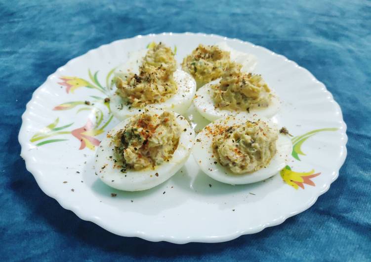 Simple Way to Make Award-winning Deviled Egg with Indian Twist
