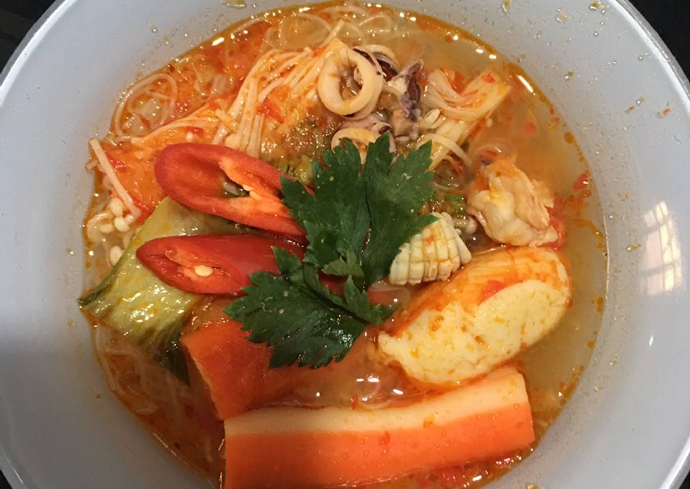 Suki kuah tomyam