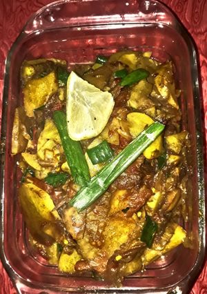 A picture of Hari pyaz aloo ki bhujya.