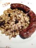 Botifarra amb seques (Butifarras con alubias blancas)