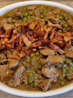 Zöldborsós csirkemáj recept fotója