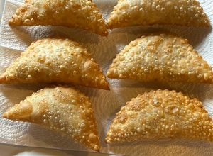Una foto de Empanadas fritas de loco