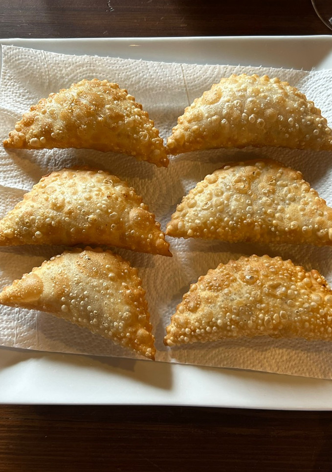 Una foto de Empanadas fritas de loco