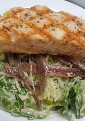 A picture of Salmon Caesar Salad.