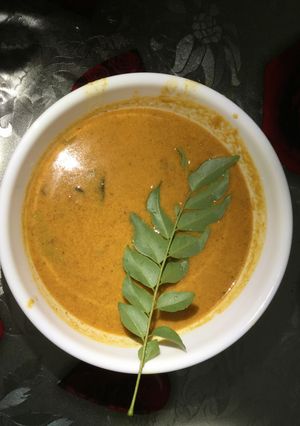 A picture of Dry fish curry.