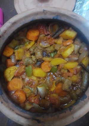 صورة لوصفة طاجن سجق بالخضار(الاسكندرانى)