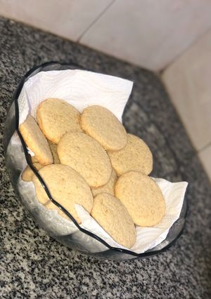 Una foto de Masitas de limón🍋♥️