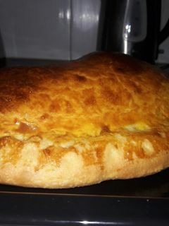 Una foto de Calzone de jamón y muzzarella (masa en Panetera)