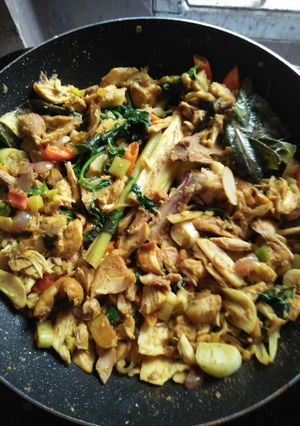Foto resep Ayam suwir kemangi pedas