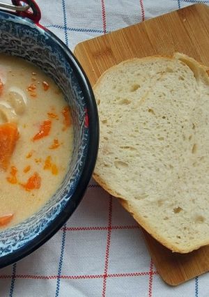Tejfölös bableves recept fotója