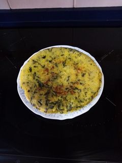 Una foto de Tortilla de patatas y espinacas