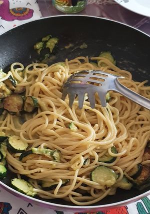 Foto di La mia "carbonara" di zucchine
