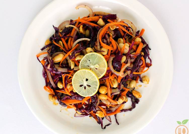 How to Make Quick Asian Red Cabbage Salad With Roasted Peanuts