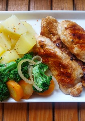 Foto resep Ayam Panggang Tumis Brokoli