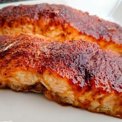 A picture of Sweet and Spicy Salmon.