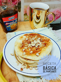 Una foto de Receta Básica de Pancakes